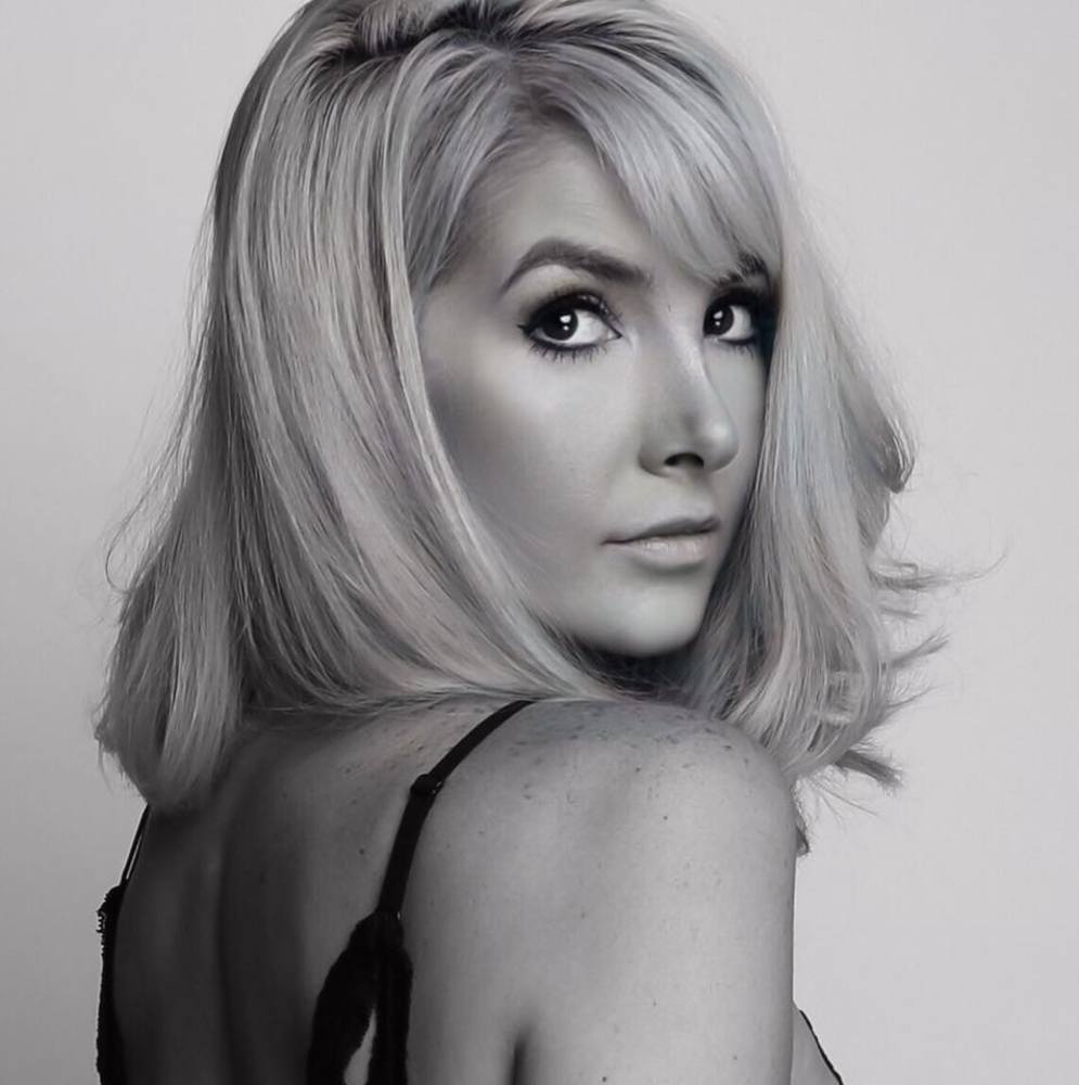 Meet your Posher, Farrah